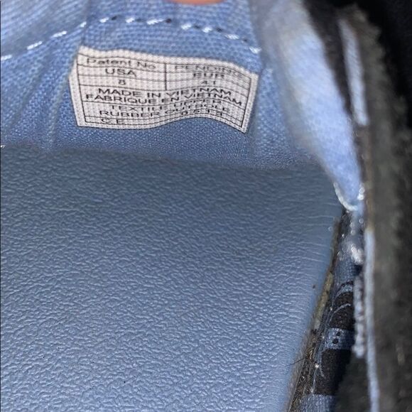 GUC MEN’S SIZE 8 BLACK SANUK BOAT-STYLE SHOES - Picture 5 of 5